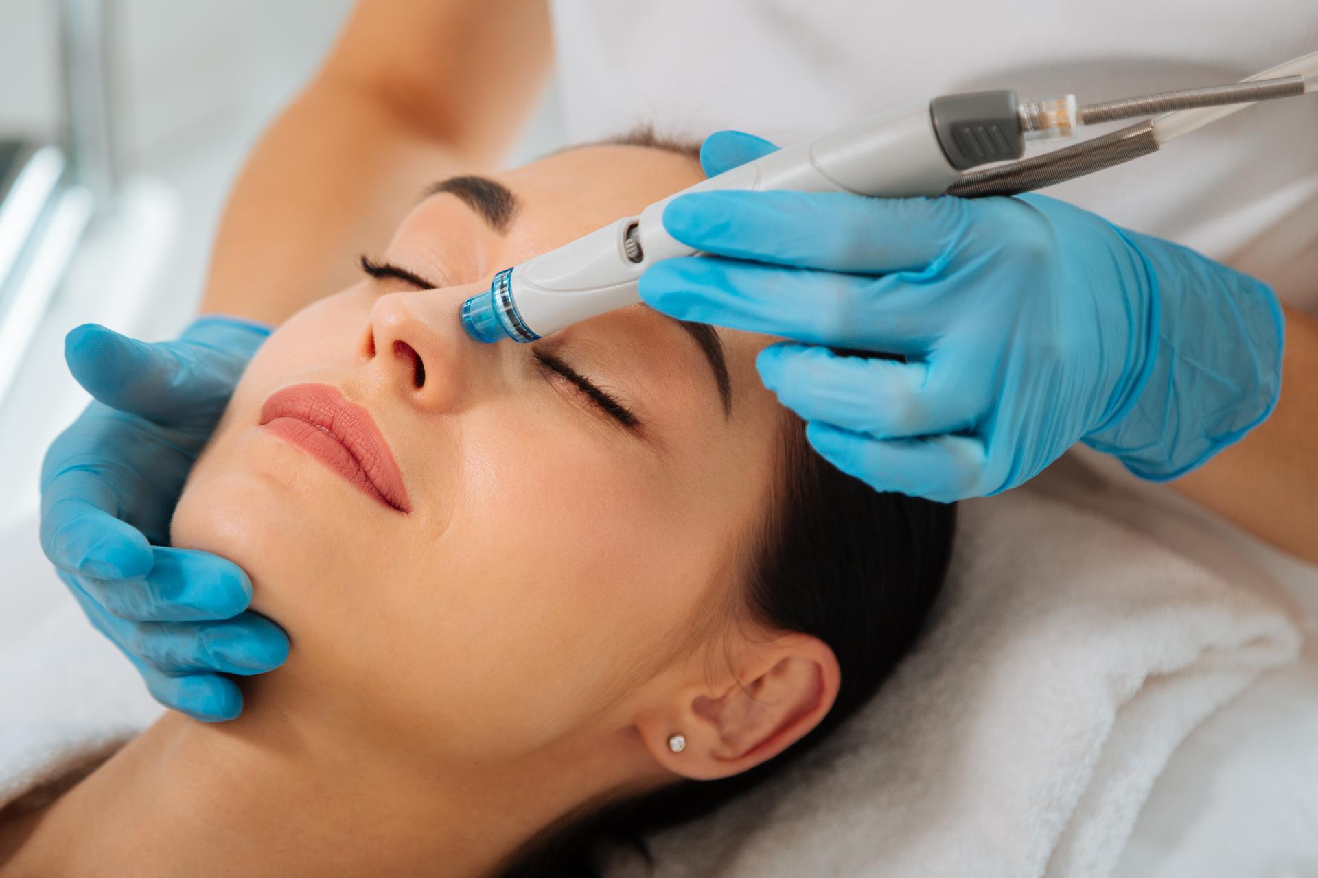 The Aesthetic Medicine & Anti-Aging Clinics of Louisiana: Time to treat Mom!