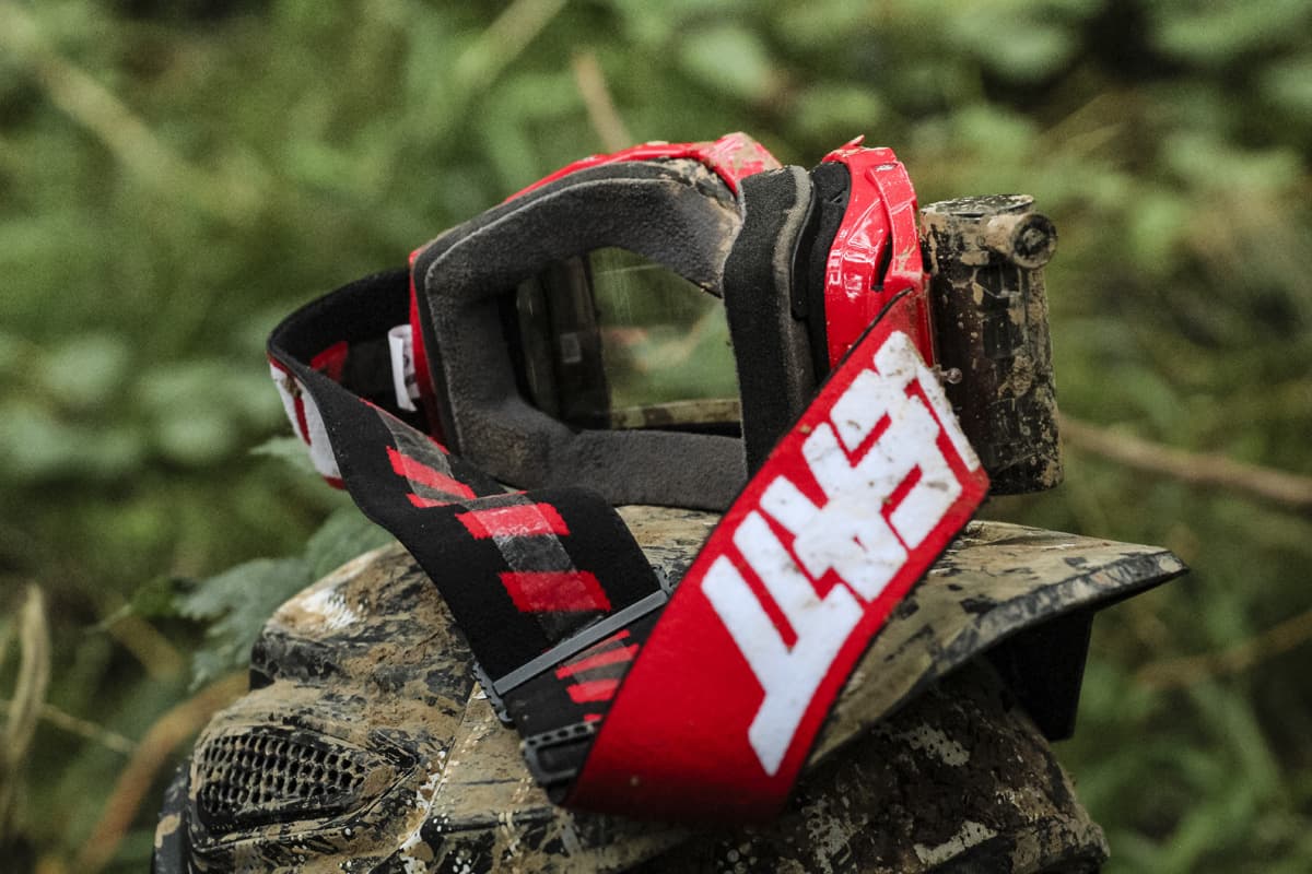 Como comprar óculos para motocross, trilha e enduro ideal?