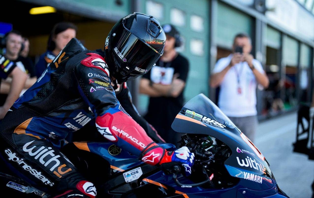 Conheça o Capacete Alpinestars Supertech R-10