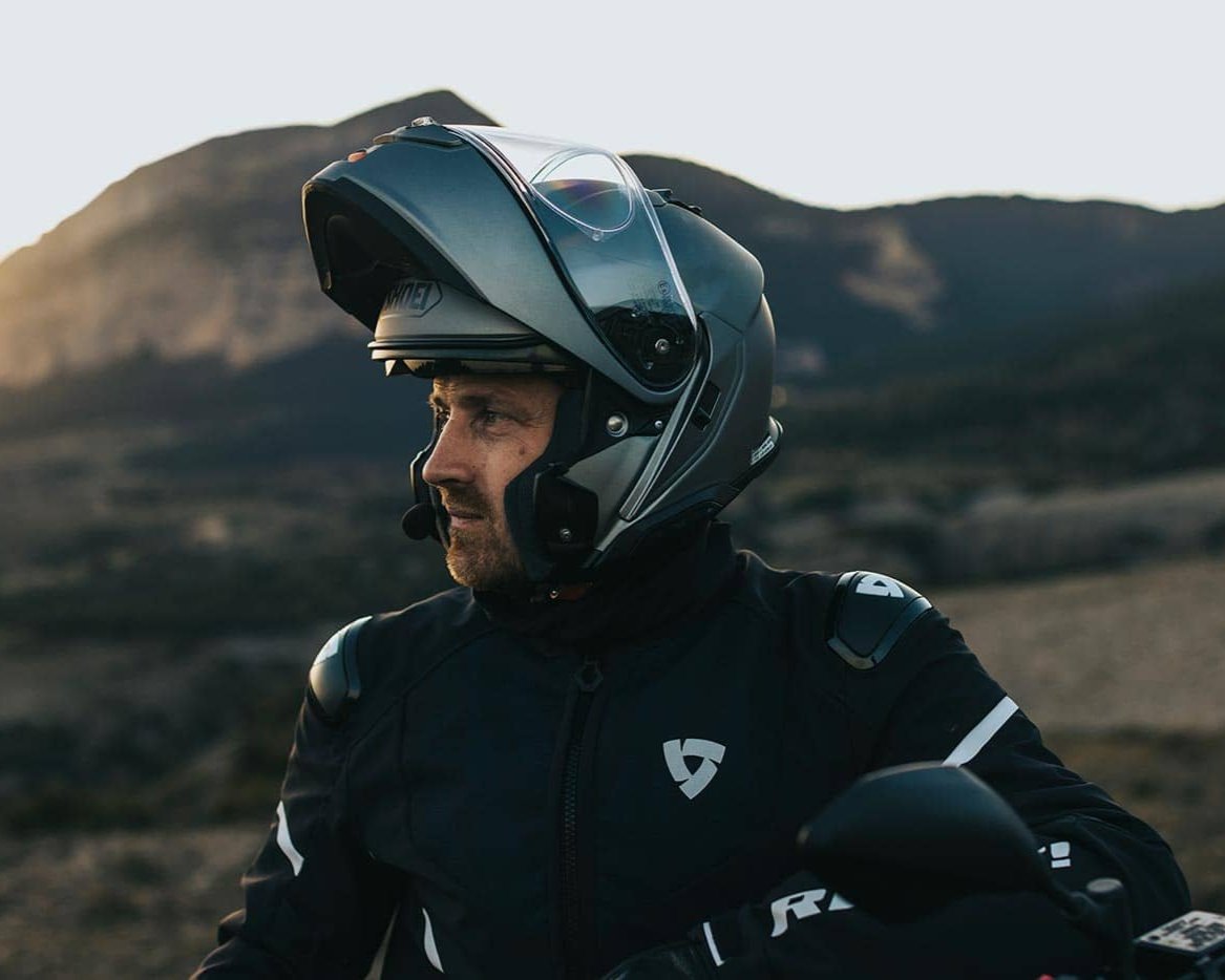 Capacete Shoei Neotec 3