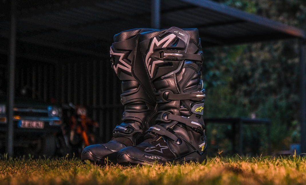 Bota Alpinestars Tech 7 Preto/Vermelho/Verde