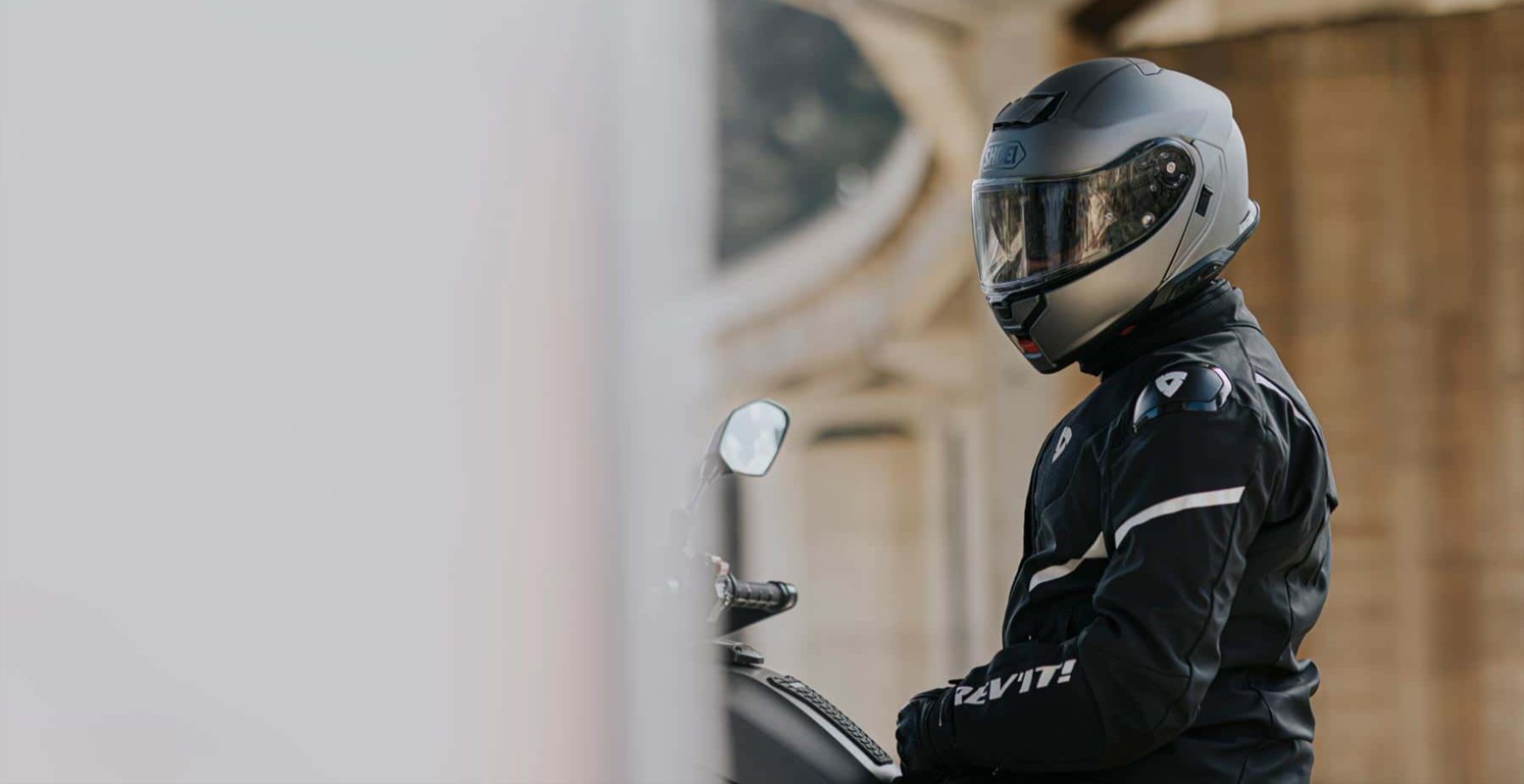 Capacete Shoei Neotec 3