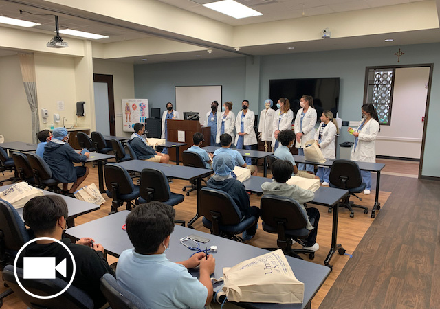 Middle School students in nursing classroom