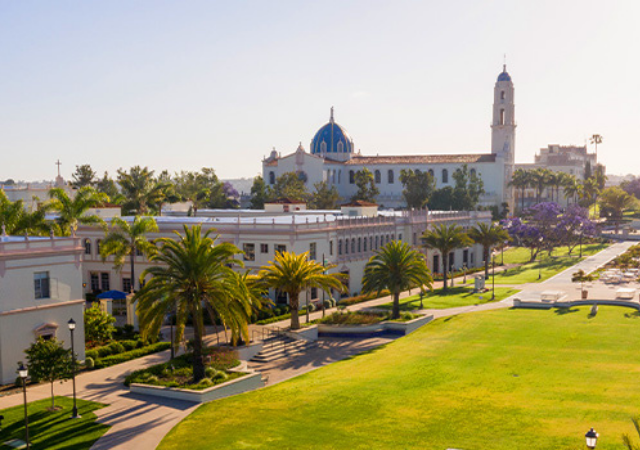Image overlooking Paseo de Colachis