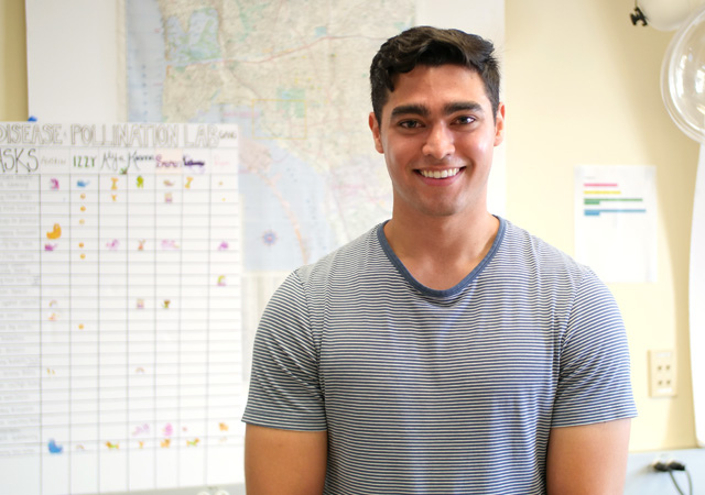 Image of Austin Yniguez who studies biology at the University of San Diego
