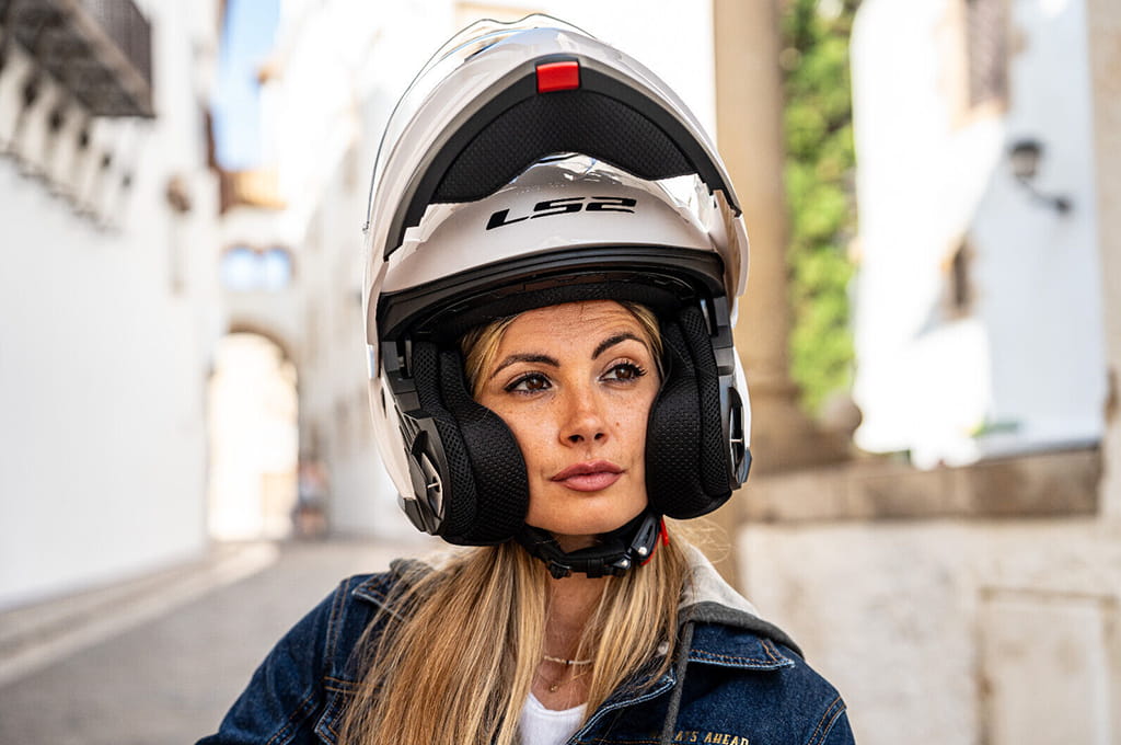Capacete LS2 Strobe 2 FF908 (Articulado)