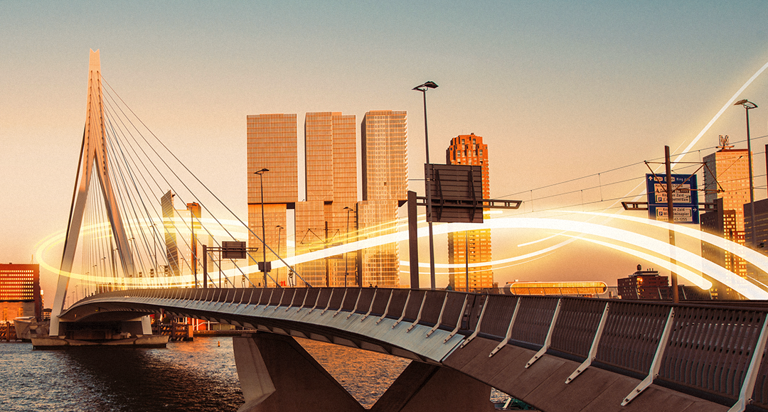 Alternate text