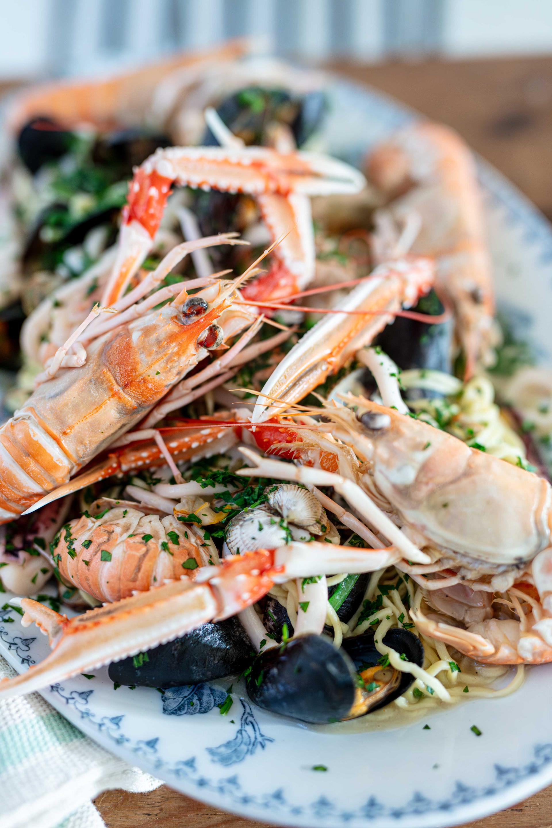 Opskrift tagliolini med fisk og skaldyr
