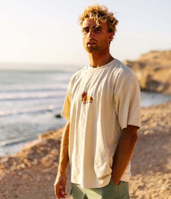 T-shirts & Shirts