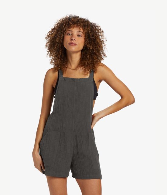 Vestidos y monos 