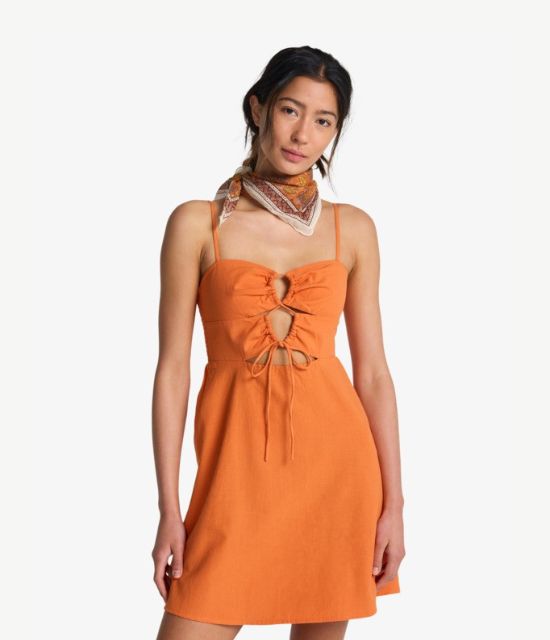 Vestidos y monos 