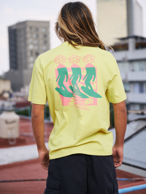 Flowers Surfing - Short Sleeve T-Shirt