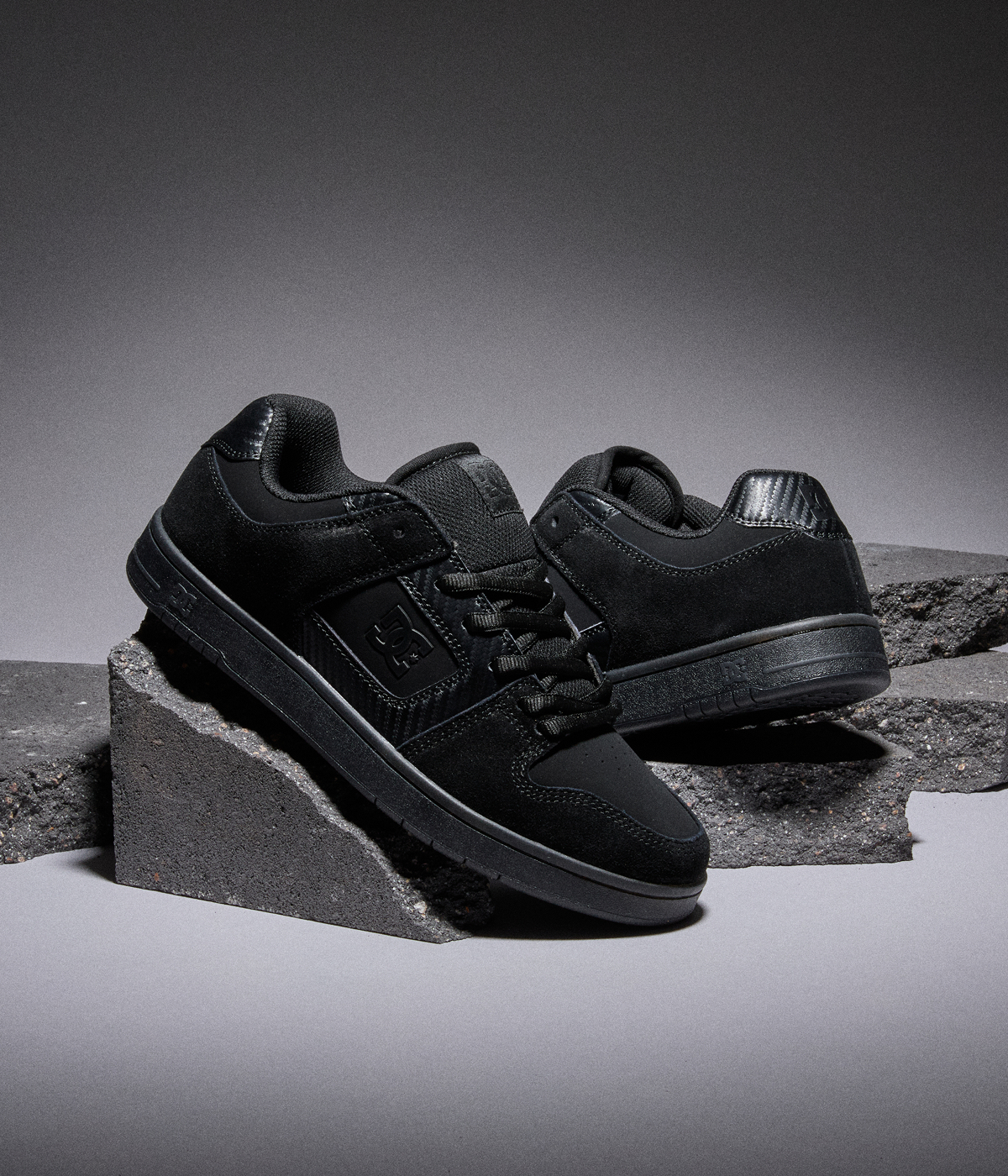 DC BLACK SHOES SELECTION