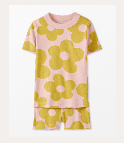 Daisy on Blush Pink