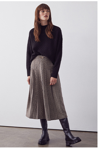Gold Buckle Detail Check Skirt