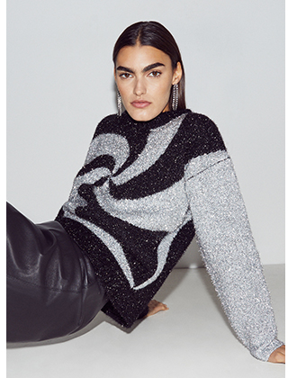 Shop knitwear >>