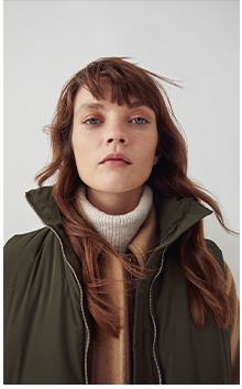 short essential padded vest