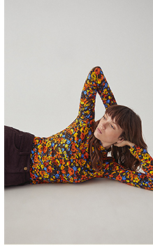 printed funnel neck top