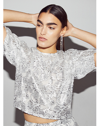 Shop Tops >>