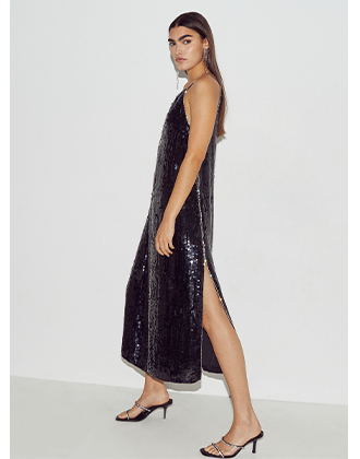 Shop Dresses >>
