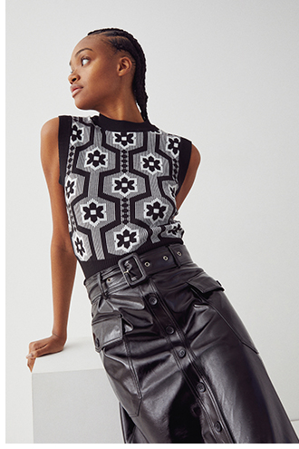 graphic flower jacquard knit vest