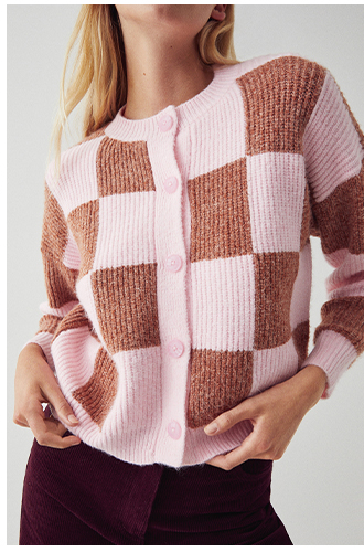 cosy checkerboard knit cardigan