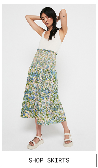 Shop Sale Skirts >>