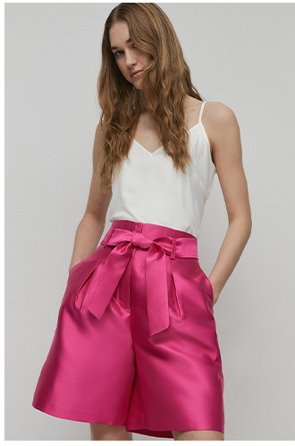 satin twill tie waist short