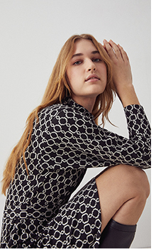 funnel neck jacquard short dress