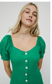 pique sweetheart neck midi dress