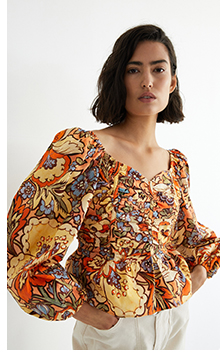 floral ruched blouse