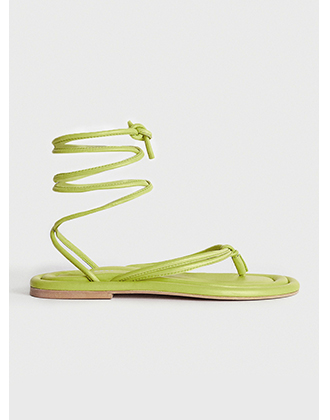 Shop Shoes >>