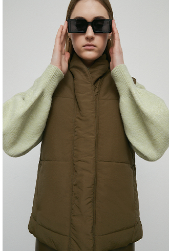 shawl wrap sleeveless padded coat