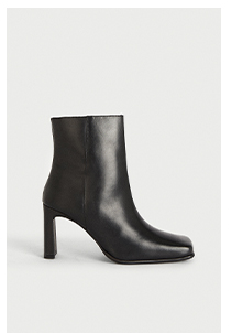 padded gusset heeled ankle boot