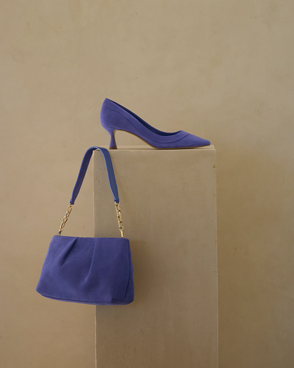Faye Suede Courts