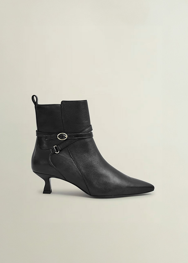 Loretta Leather Heeled Ankle Boots