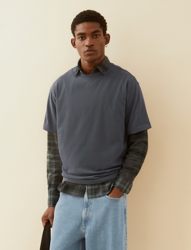 T-SHIRT FIT GUIDE