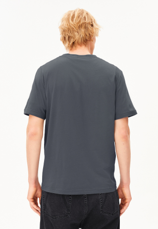 JAAMES T-SHIRT