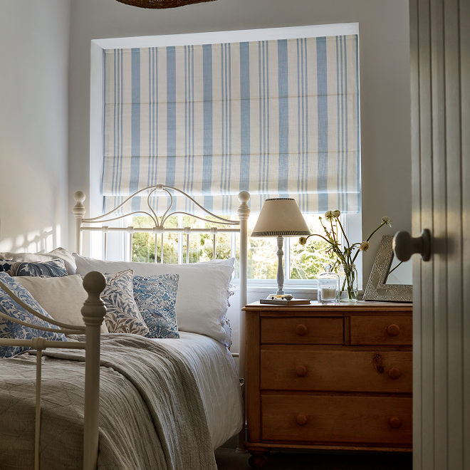 Albany Ice Roman Blind