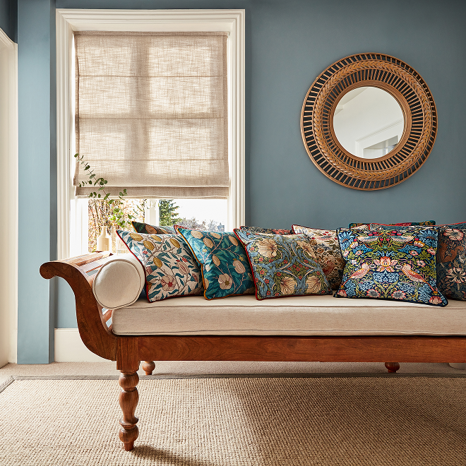 Arlo Sand Roman Blind