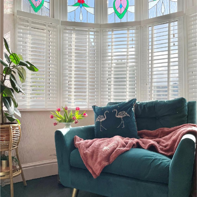 Alto White & Tundra Faux Wood Blind