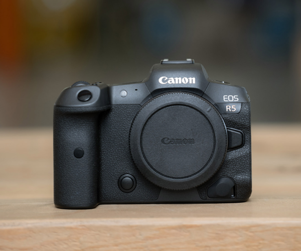 Canon EOS R5
