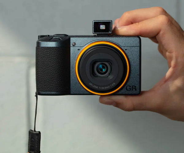 Ricoh GR III