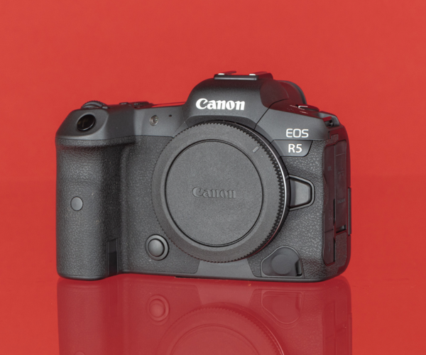 Canon EOS R5