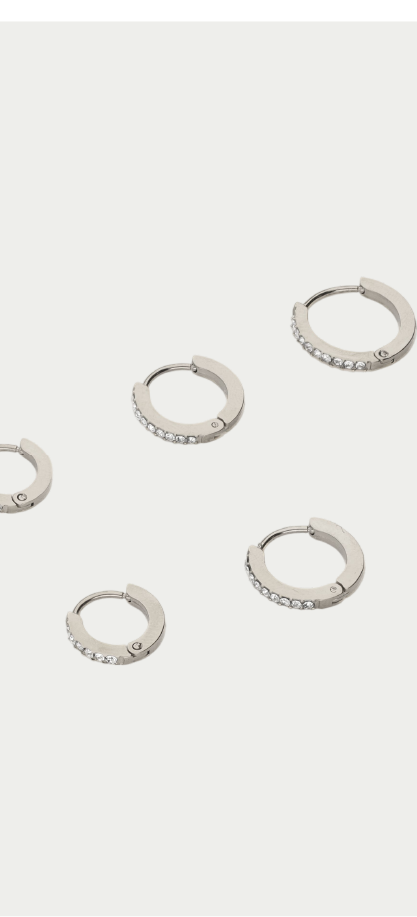 Ear game set van drie oorringen met strass
