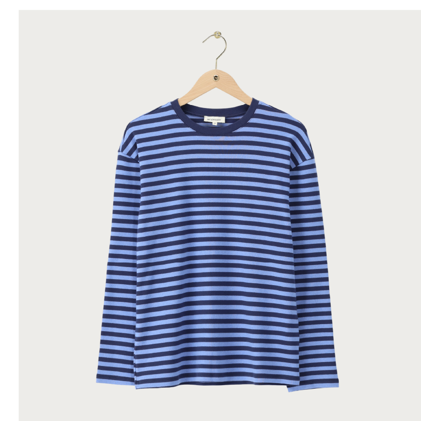 Blau gestreiftes Langarmshirt