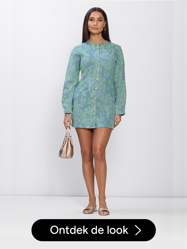 Studio Amaya kleed Lichtblauw