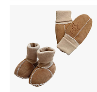 Kaiser  2-tlg. Set Lammfell-Schlupfschuhe und -Fäustlinge beige
