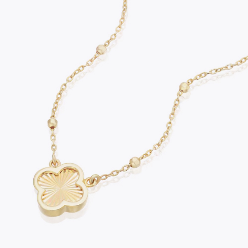 9ct Yellow Gold 16 Diamond Cut Clover Pendant Necklace