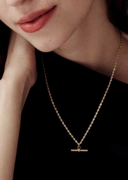 GOLD JEWELLERY UNDER £400